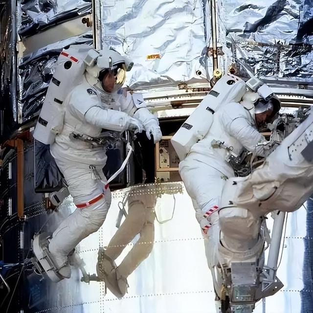 神舟二十一号成功发射！美国封锁失败，中国2030年前实现载人登月