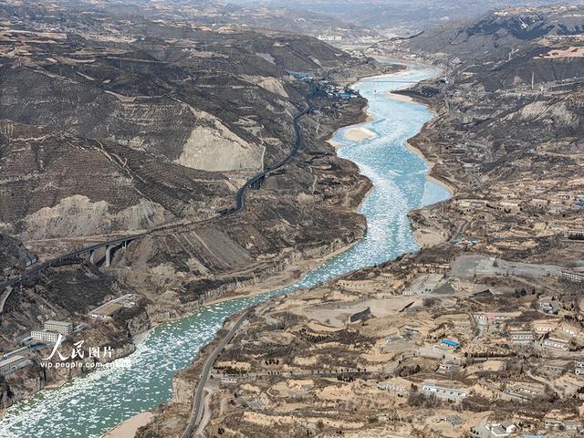 黄河流凌 蔚为壮观