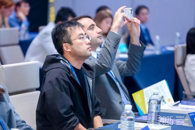 青年科学家站C位，“破壁”对话顶尖大师