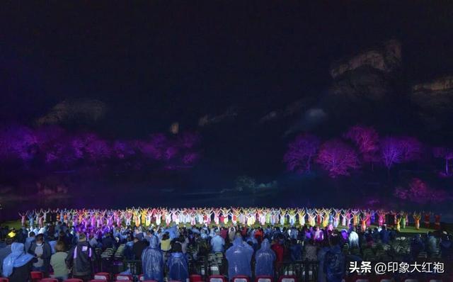 印象大红袍，2025精彩答卷，2026蒸蒸日上！