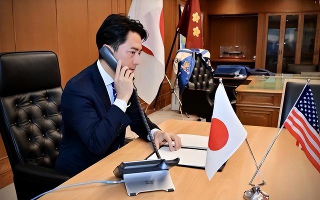 高市早苗扛不住了？连收四重噩耗，关于中日	，日本终于做出选择