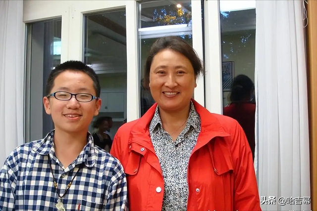 郎平做梦也没想到，曾获五连冠女排队长杨锡兰，如今在瑞士当保安