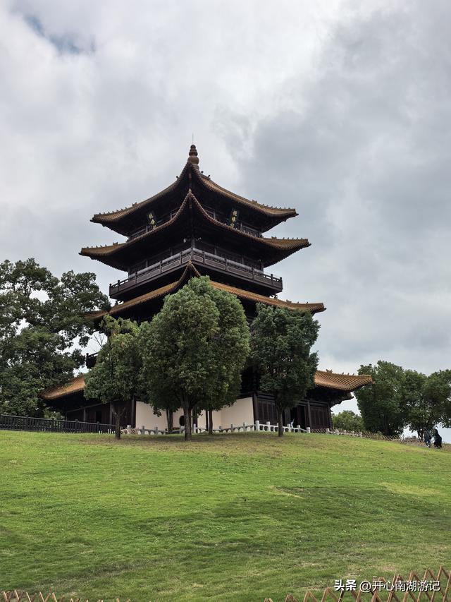 2025年秋老姐俩江西行，参观景德镇御窑博物馆