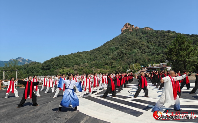 赏百里画廊品山水人文 千年古城逐梦文旅“长红”——第九届河北省旅游产业发展大会邯郸市分会场观察