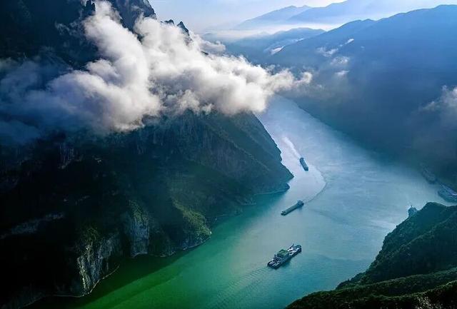 政在问丨长江三峡，如何把风景讲成故事？
