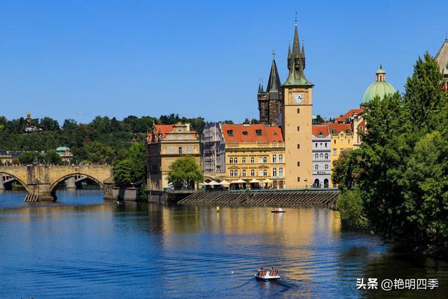 欧游杂记（14）‖ 布拉格：被我们严重低估的“千塔之城”