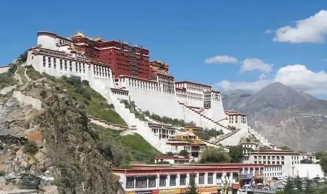为什么新疆的旅游吸引度超过了西藏?看看新疆这三大优势!