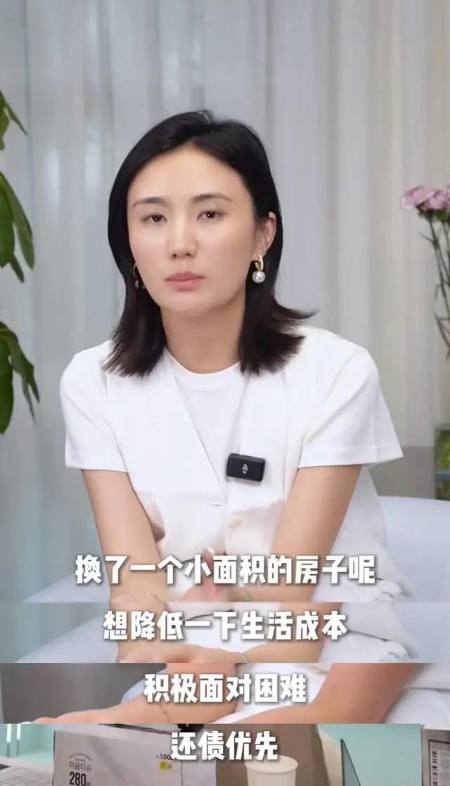 李亚鹏官宣离婚，3岁女儿跟妈妈生活，海哈金喜多次透露经济困难