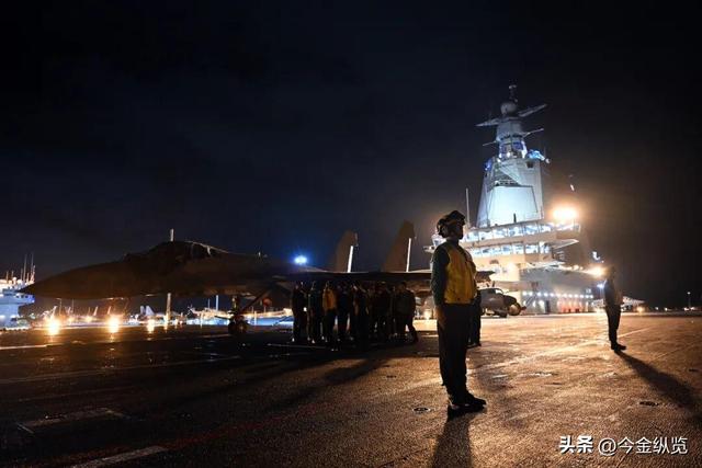 三航母时代降临！福建舰电磁弹射亮相全球，这招真得把西方吓懵了