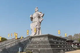 史上最厉害的军事家 ，他第一没人敢说第二，在他身上成语有几十个图片