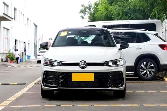 火爆！9月第4周轿车销量榜：3款破万，比亚迪大胜，朗逸未进前10