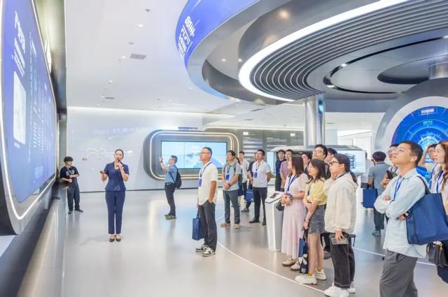 中国科协党校“领航计划”青年科技人才国情研修活动（江苏班）在南通举办