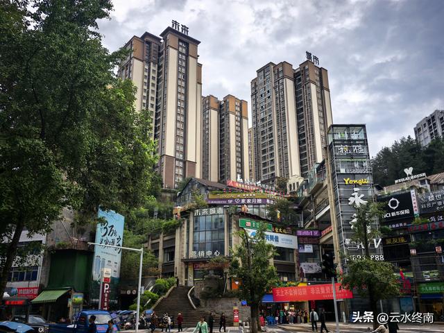 没有去过川陕交界这个城市的早市，就不能触摸这个城市的灵魂