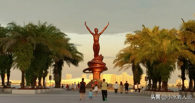 误会太深！全红婵雕像进校园，担心的事发生，“真实处境”曝光