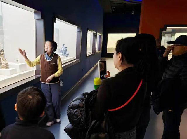 文物不语，但他们让历史有了心跳的温度