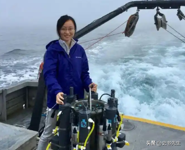 南京大学博导东思嘉去世，年仅33岁，32岁当博导，生前美照曝光