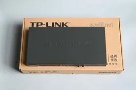TP-LINK TL-ER6220T拆机万兆企业VPN路由器图片