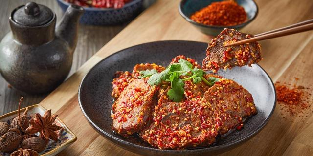 买牛腱子，要分清“前腱	”和“后腱”差别挺大	，弄懂再买不被忽悠