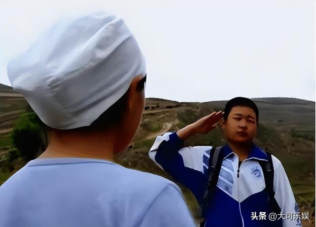 18岁少年为了走出大山，考上了国防科大，四年后却选择了回山戍边