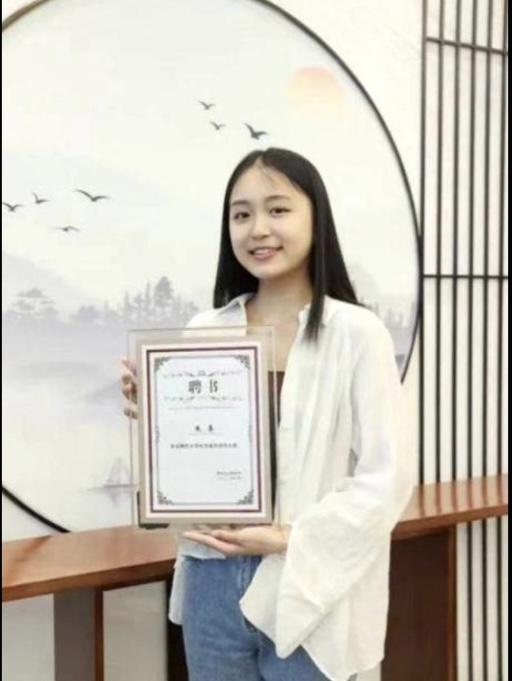 退还美国国籍，不惧美威逼利诱毅然回国，全美冠军：我只为中国战