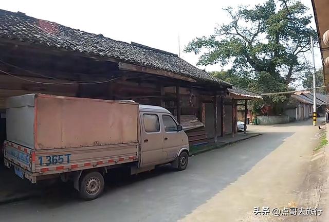 成都被冷落的古场镇，停留在70年前，附近美食诱人被严重低估！