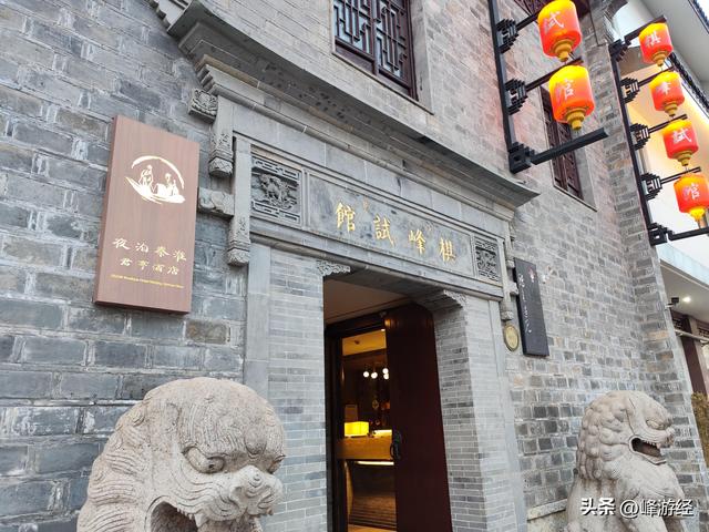 漫步秦淮河，从夫子庙到老门东，寻乌衣巷夕阳和朱雀桥野草