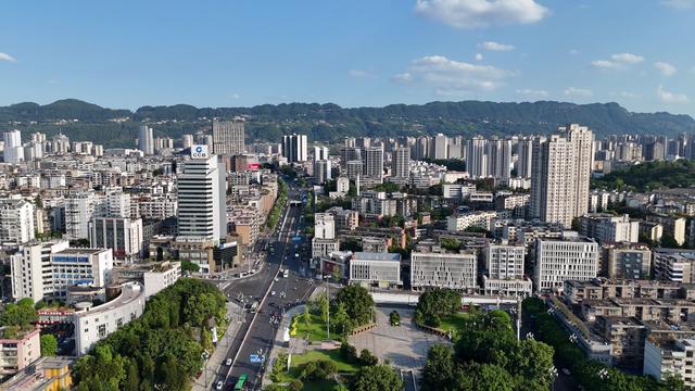 我是山东人刚从广东广州回来，实在忍不住想说：对广州的5点印象