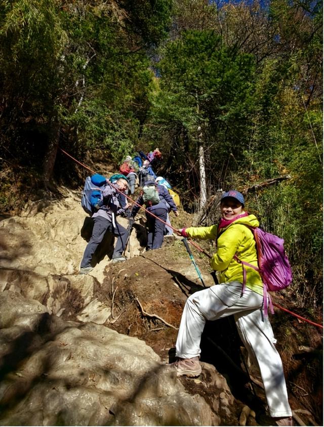 雨崩，一个让人语崩的地方（二）冰湖，上帝的最后一滴眼泪