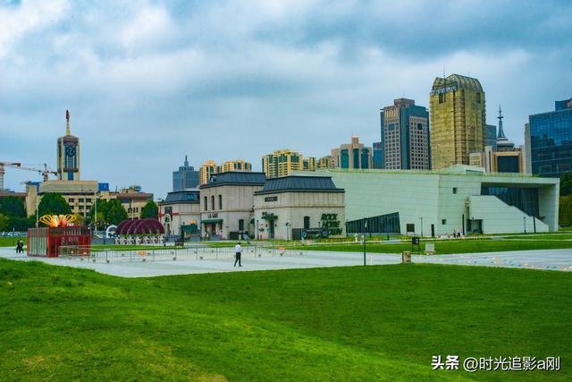 在石家庄正太广场，解锁百年铁路与现代都市的双重浪漫！