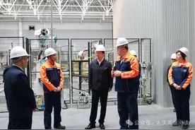李世峰：干字当头聚力推动经济高质量发展，众志成城高效率完成全年目标任务图片