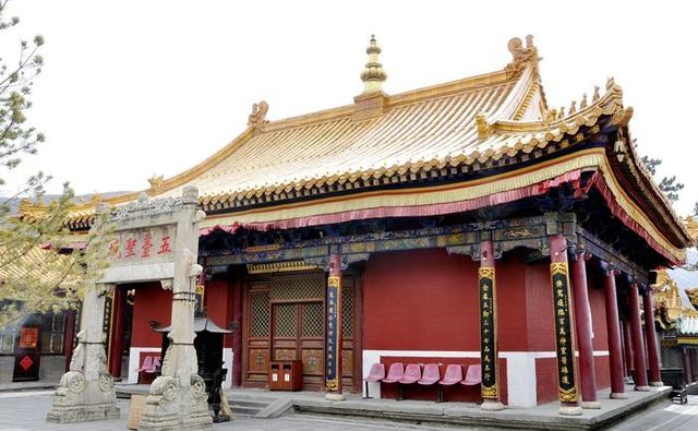 登五台山菩萨顶
