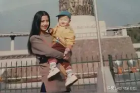 儿子30岁生日。这两张照片对比，让我百感交集！图片