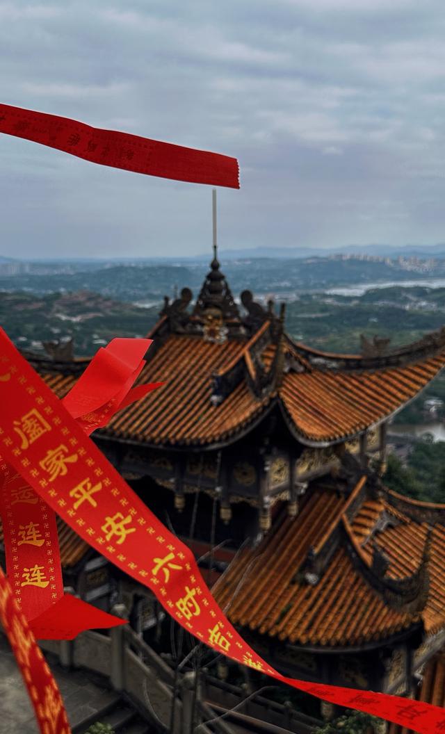 我是北京人	，在四川泸州逛了几天，憋不住想讲讲这趟行程的感受。