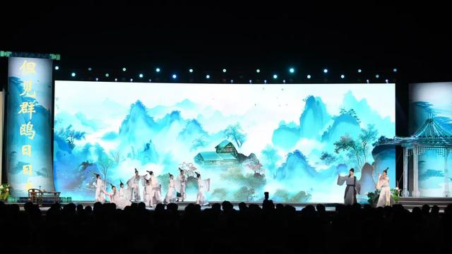 诗从长安来 意向千秋去