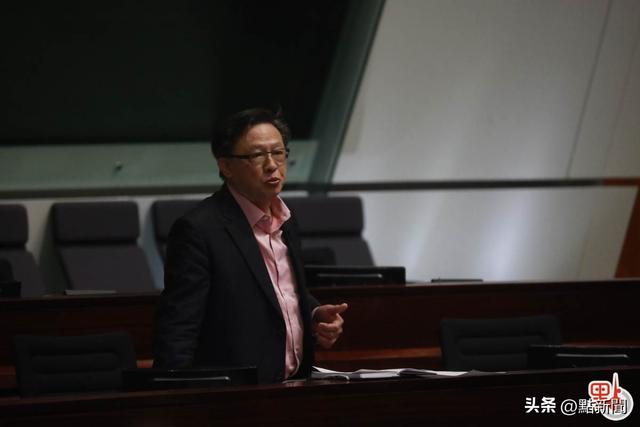 “女皇陛下”……香港正式删除！