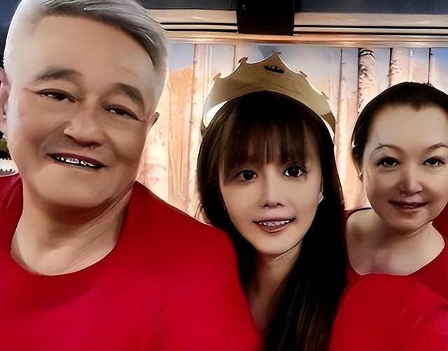 赵本山扛不住了！就算有再多豪宅豪车，也无法拯救自己的女儿​