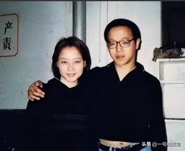 原来我们都被骗了！窦唯的落魄潦倒是假象，北京四合院才是真底气
