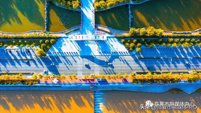 飞阅花都④丨漫步东郊公园 邂逅秋日风光 静享“天然氧吧”