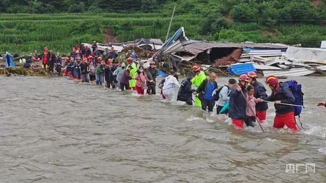 河北滦平灾后72小时：从暴雨孤岛到重生之路