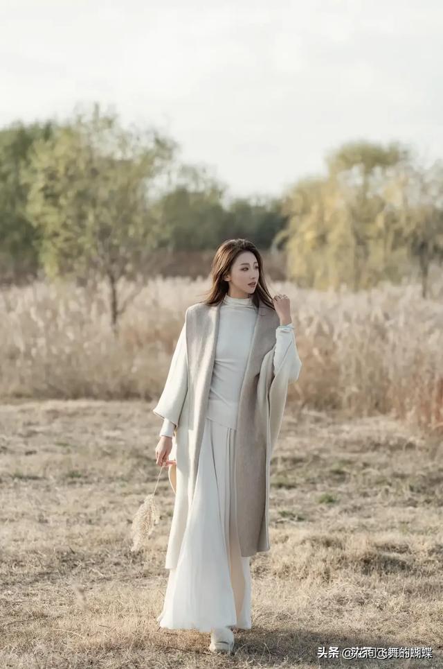 河北保定一校花好漂亮, 身高169cm,体重48kg 美的让人移不开眼