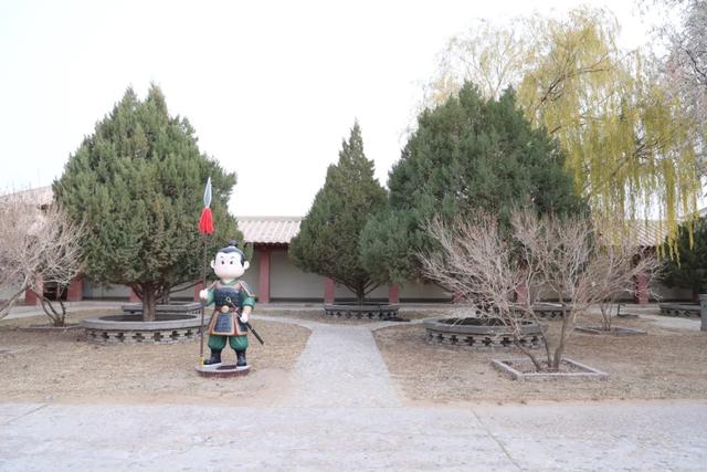 阳关博物馆开展“全域无垃圾”环境卫生整治专项活动