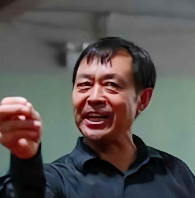马保国突然火了，全网又开始刷他，这事到底谁在推？
