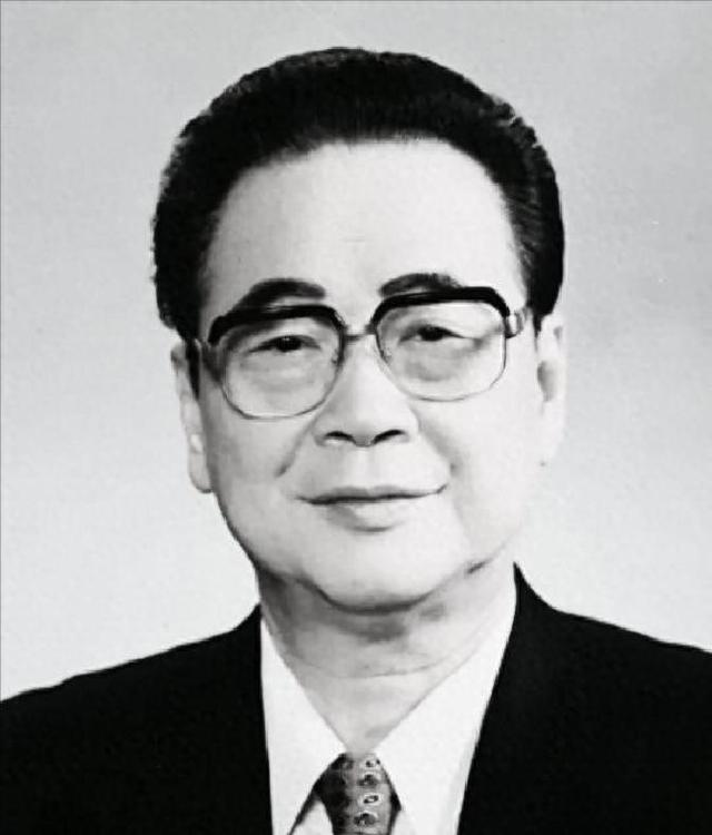 李鹏坦白与周总理的真实关系：别人说我是他的养子，不正确