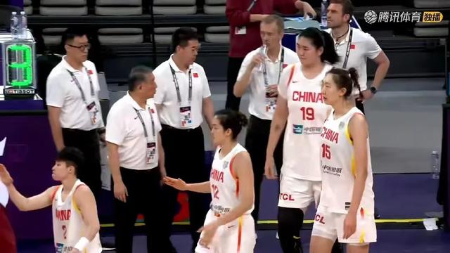 中国女篮出局第二天！宫鲁鸣大洗牌做新决定，李梦社媒评论区炸锅