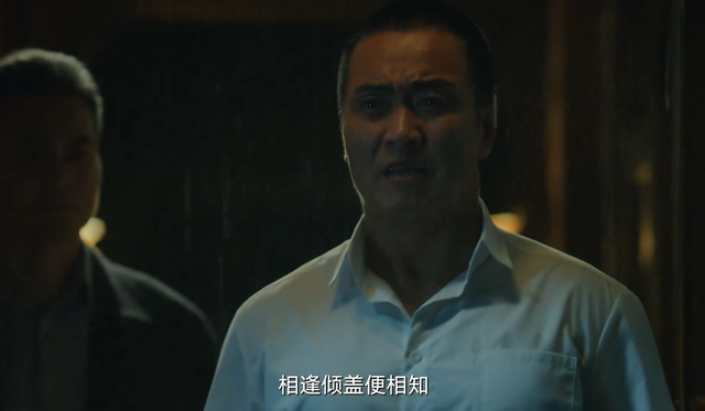 看完《沉默的荣耀》再看《隐锋》，我只想说：没有对比就没有伤害