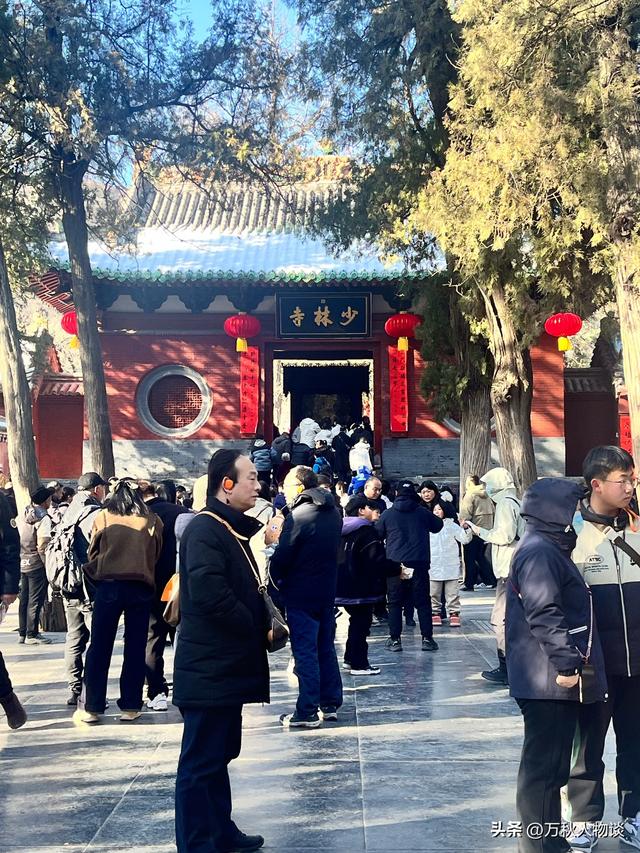 一女子曝释永信过往，姐妹住少林寺3天2夜，抢着往释永信房间跑