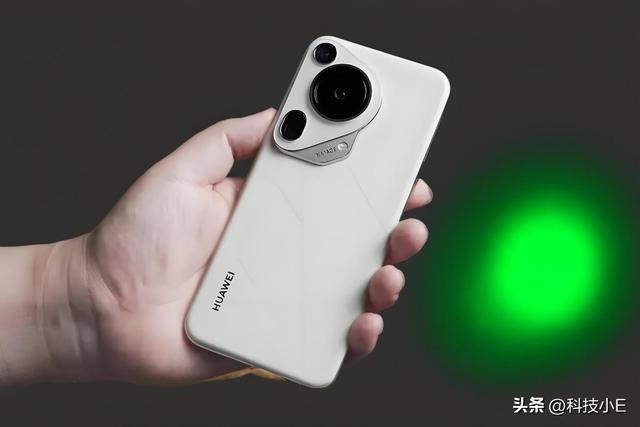 华为加大力度清仓，16GB+1TB跳水3500元，伸缩镜头+100倍变焦