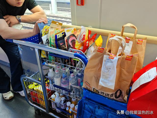 早晨六点出门，下午五点来到了山西地盘最大的城市忻州市
