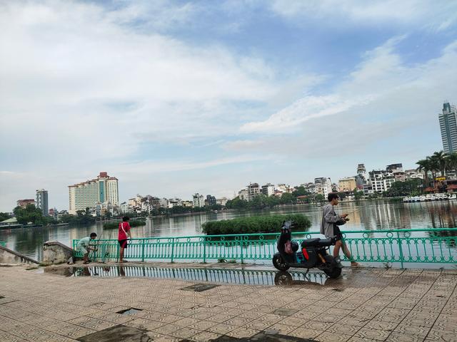 越南河内的西湖景区。越南官员去了杭州获得灵感，也复制了一个