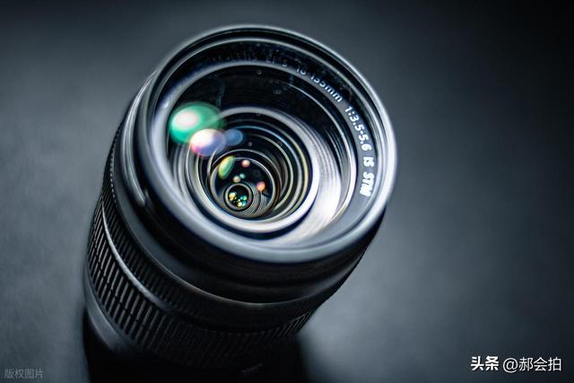选镜头像挑工具：24-70mm F2.8 和 28-75mm F2.8 怎么选？
